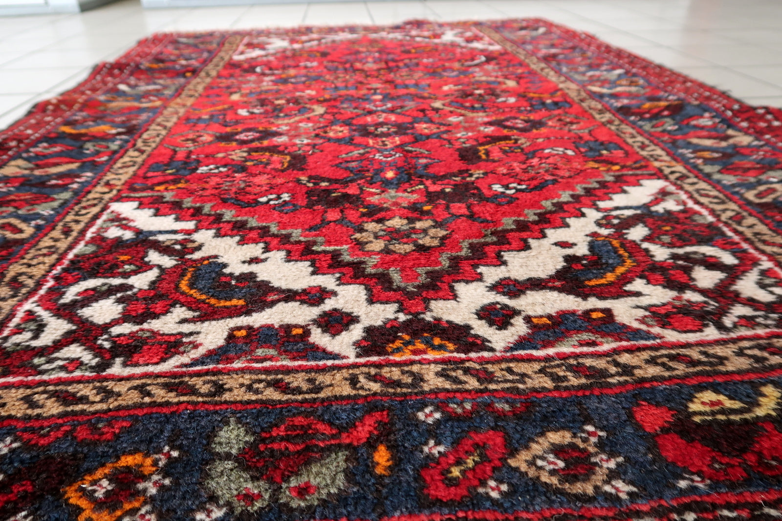 Persian Hamadan rug in good vintage condition with minor wear
