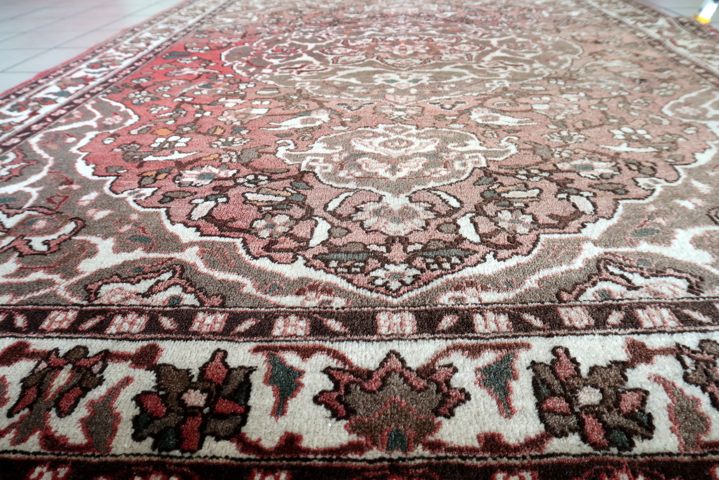 Handmade wool Persian rug design
