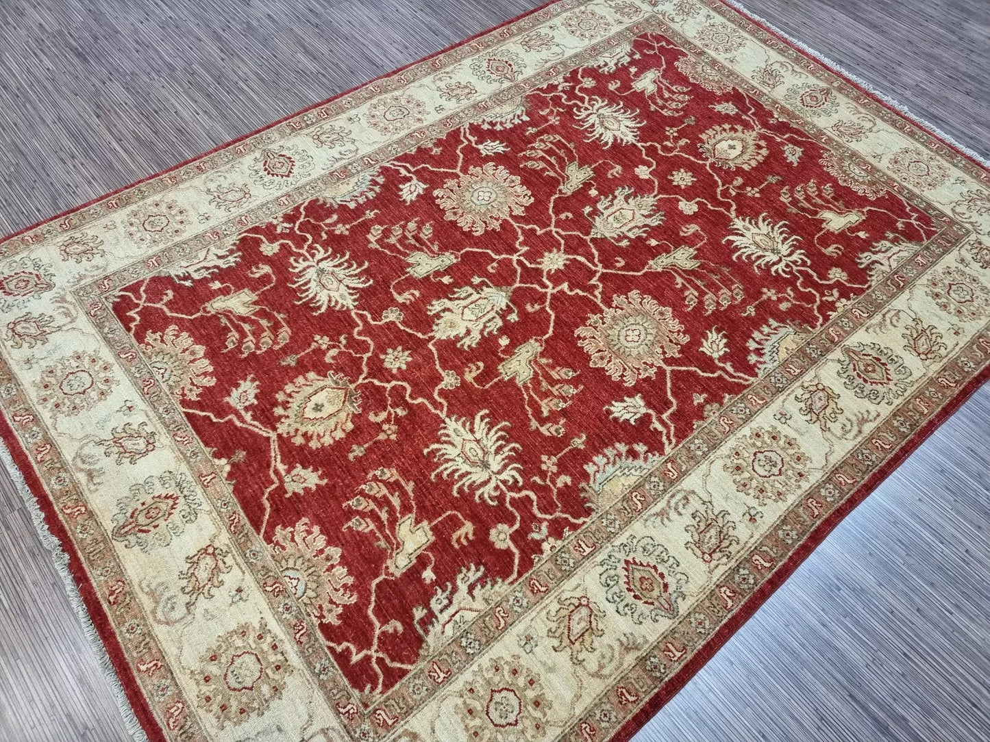 Vintage Ziegler Rug – 5.6' x 7.9'
