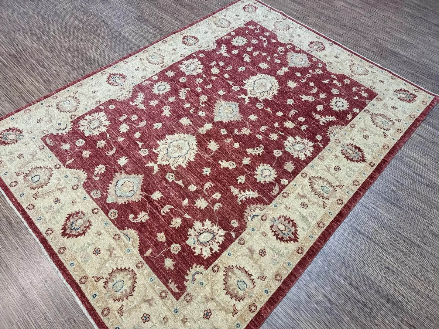 Vintage Ziegler Rug – 5.6' x 7.9'
