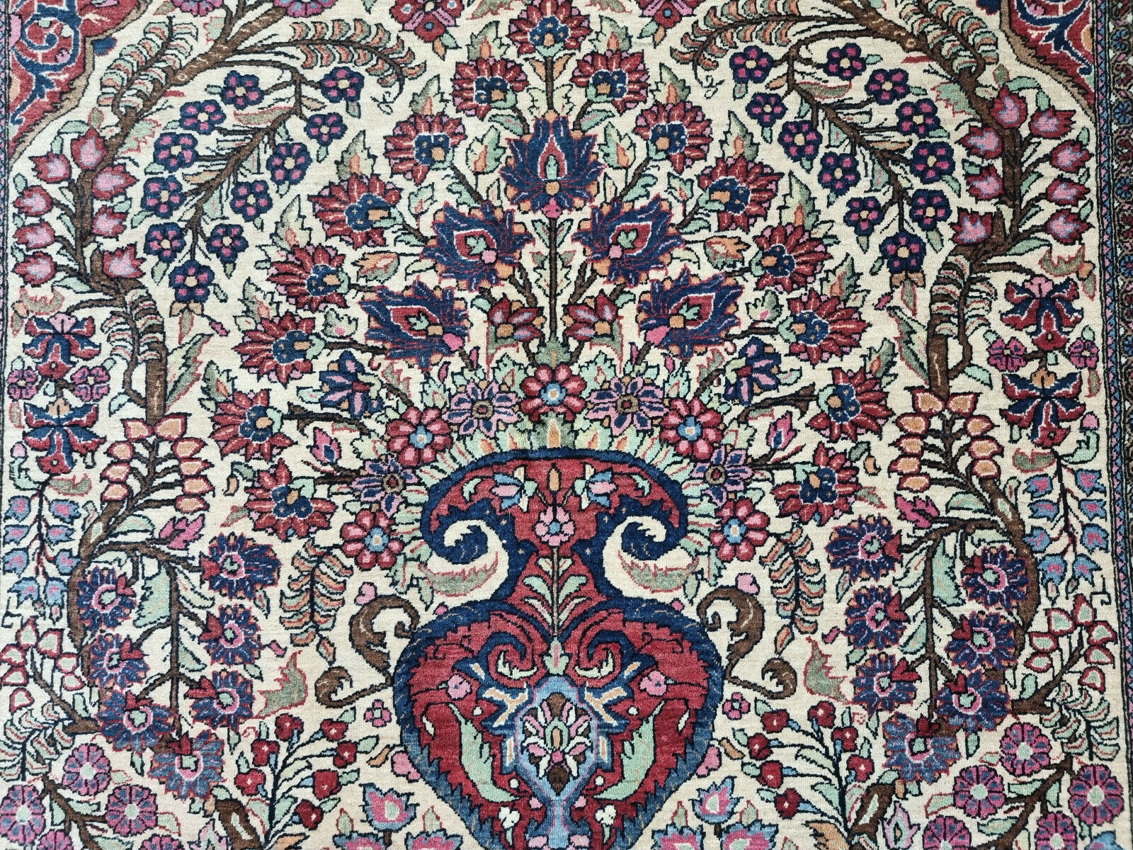 Vintage Wool Isfahan Prayer Rug (1900s): Ideal for adding a touch of warmth and sophistication to any space. (Close-up of section in a styled setting)