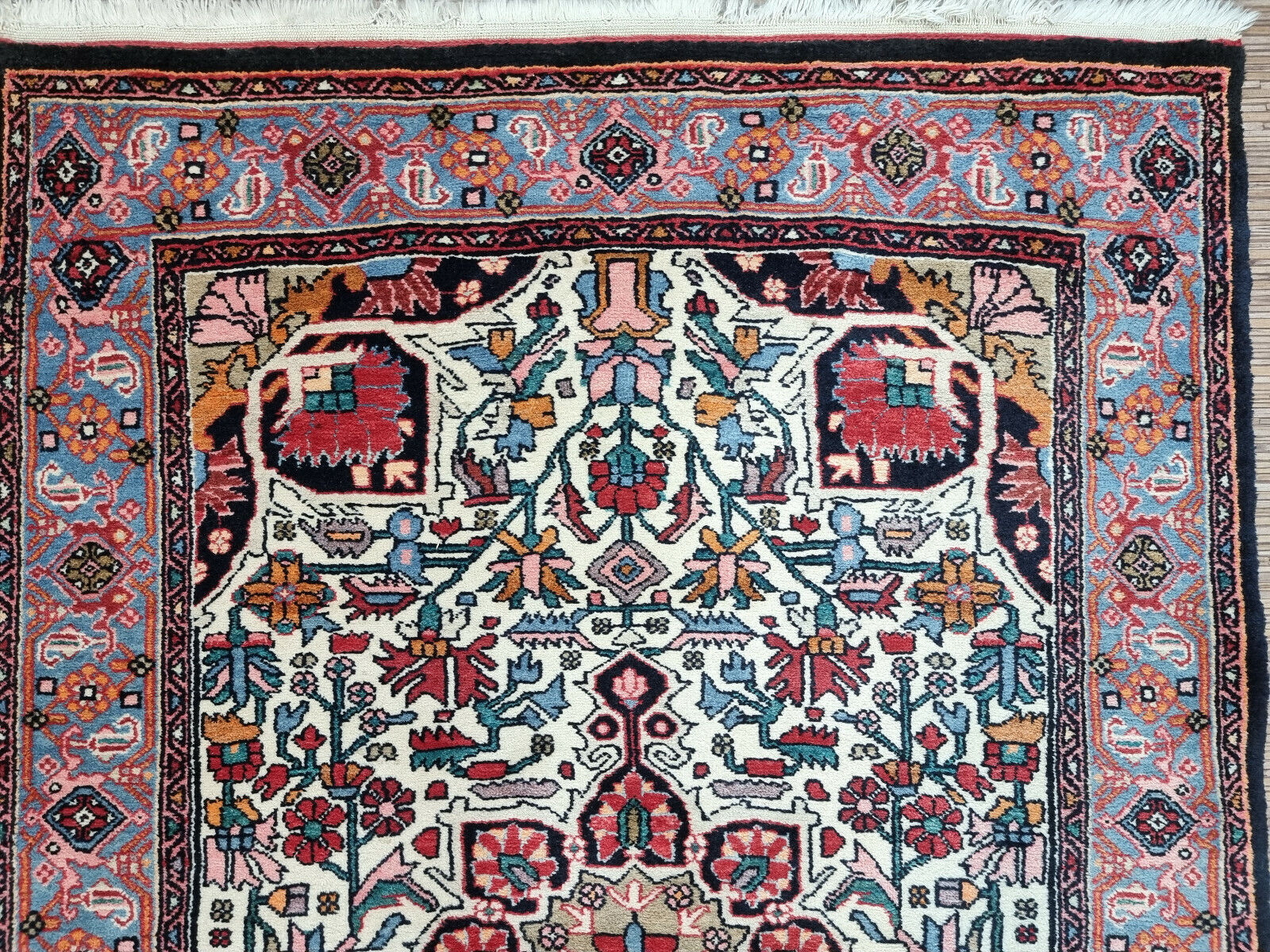 Crafted with Care: Experience the artistry of a Vintage Bidjar Rug (3.4' x 5') with intricate design (1970s).