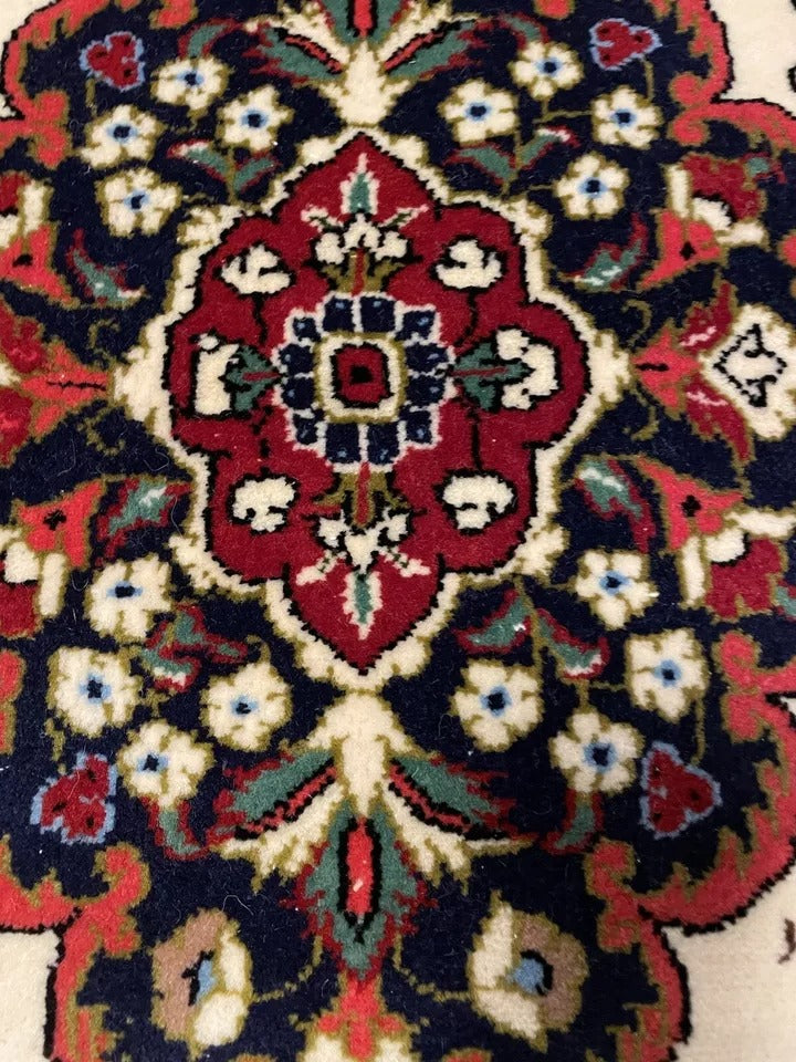 Handwoven Persian Qum Rug – Floral Patterns & Medallion Center
