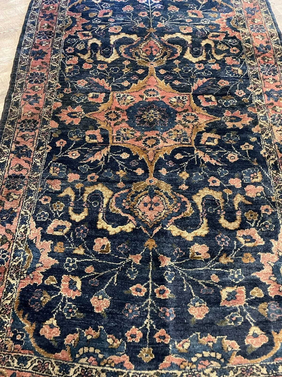 Handwoven Lilihan Wool Rug – Persian Textile Art
