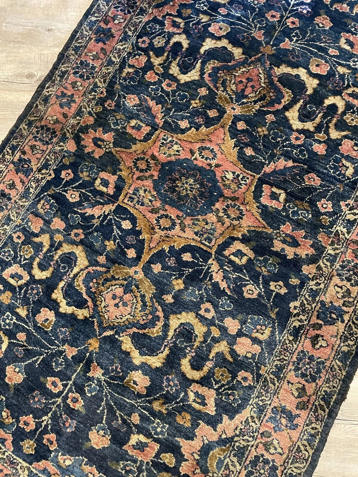 1920s Persian Lilihan Rug with Floral Patterns
