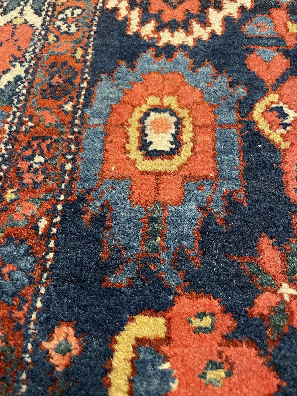 Fine-woven Bakhtiari rug with a well-preserved pile
