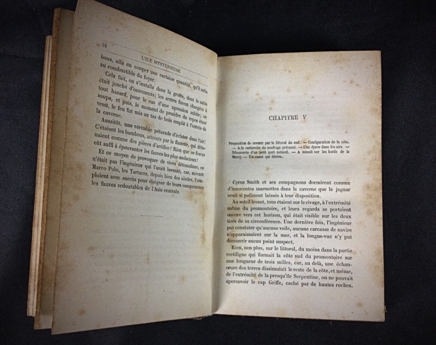 Jules Verne's L'île mystérieuse with vintage cover
