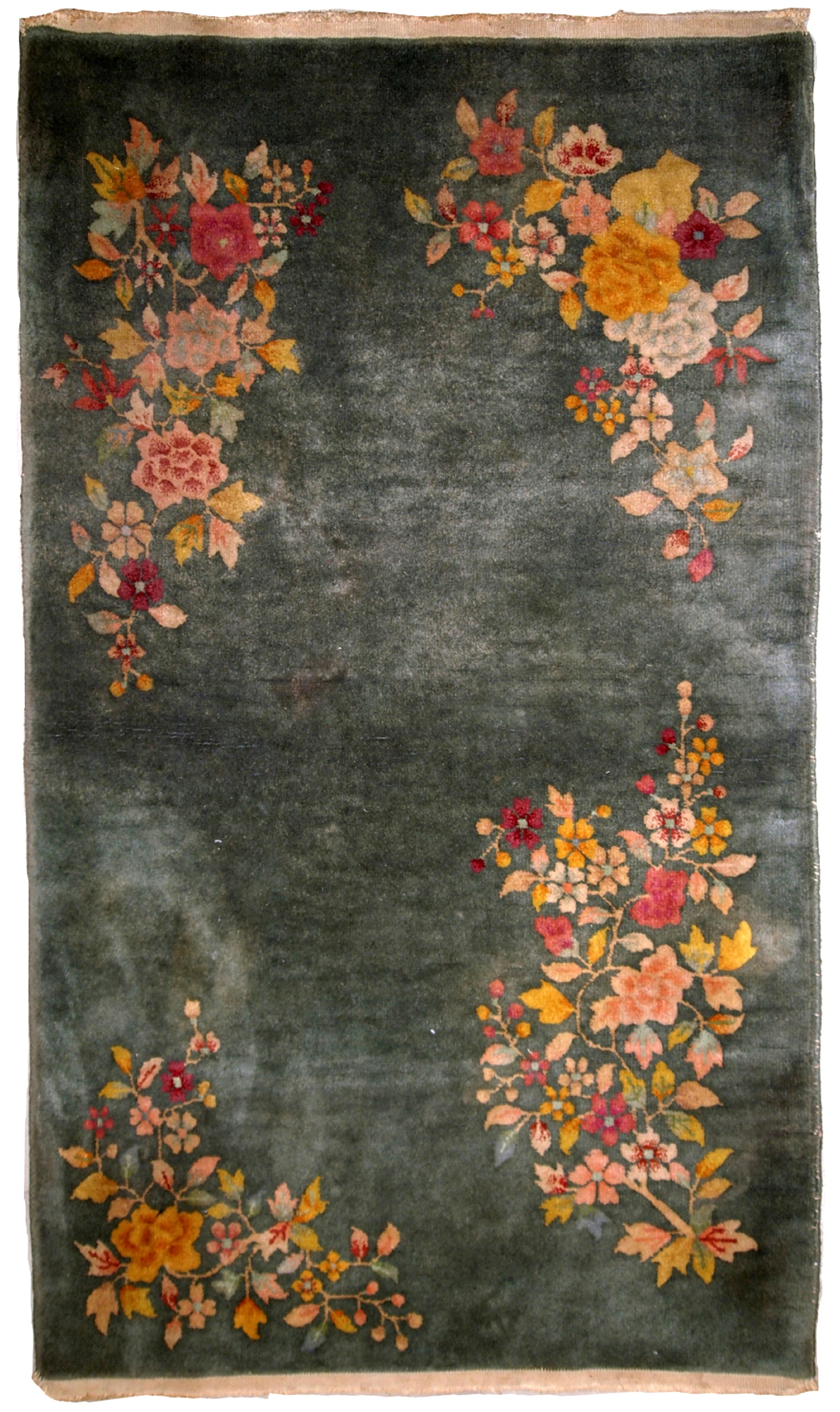 Handmade antique Art Deco Chinese rug 1920s