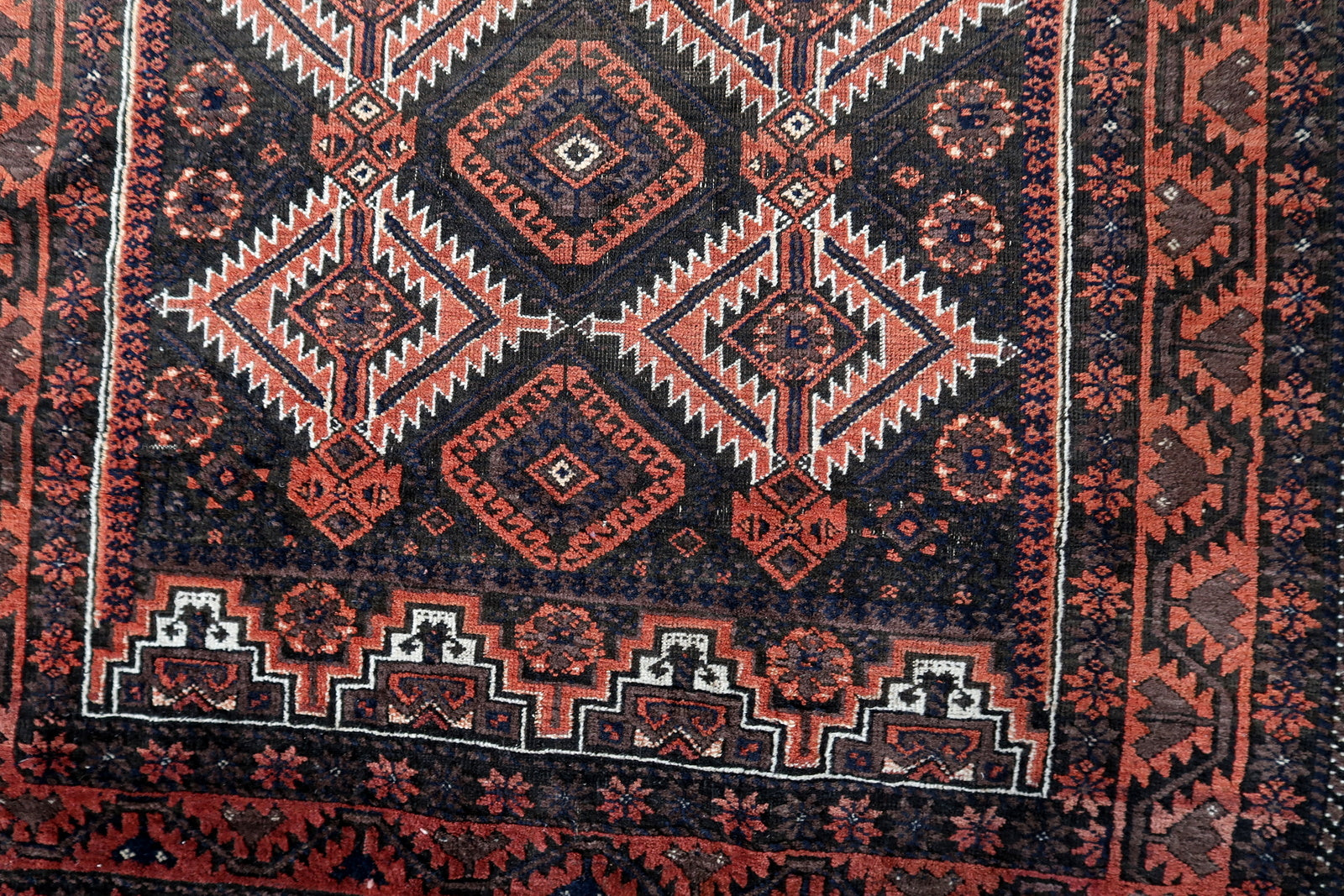 Handmade antique Afghan Baluch rug 2.9' x 5.9' (102cm x 181cm 