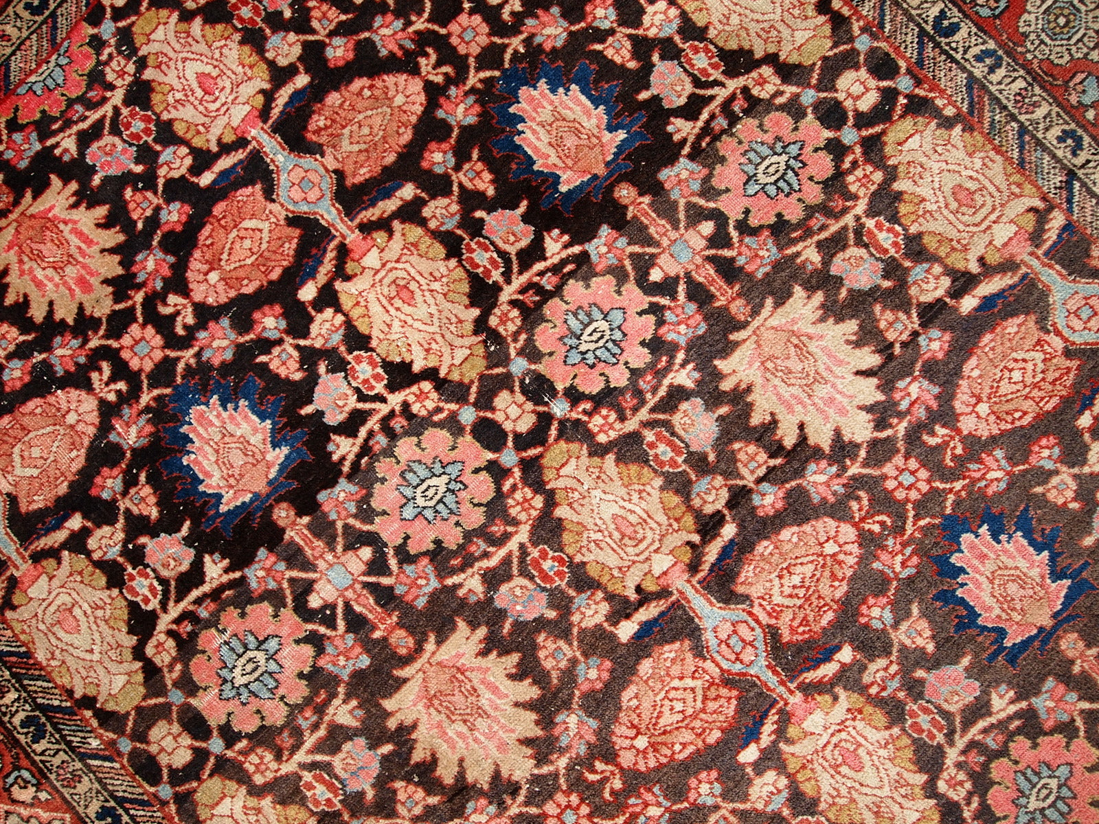 Handmade antique Persian Bidjar rug 4.4' x 6.6' (134cm x 202cm) 1930s - 1C289 - One Royal Art