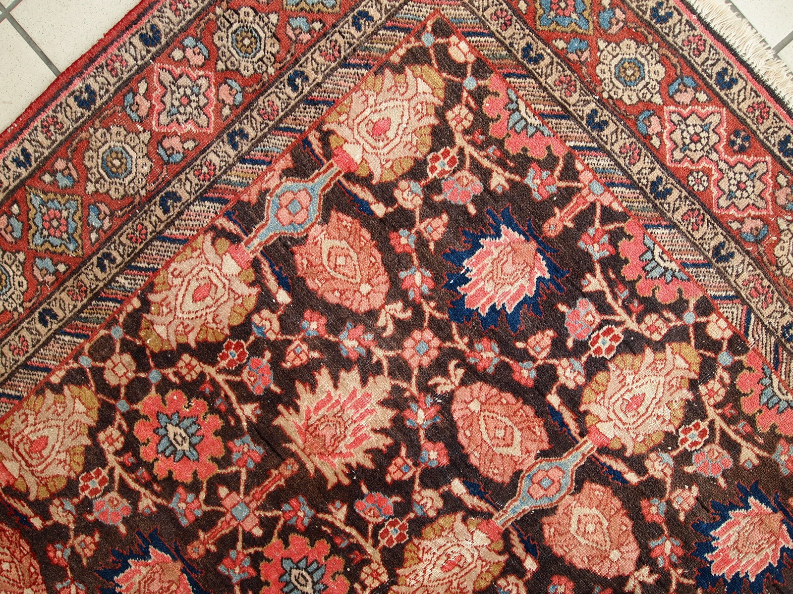 Handmade antique Persian Bidjar rug 4.4' x 6.6' (134cm x 202cm) 1930s - 1C289 - One Royal Art