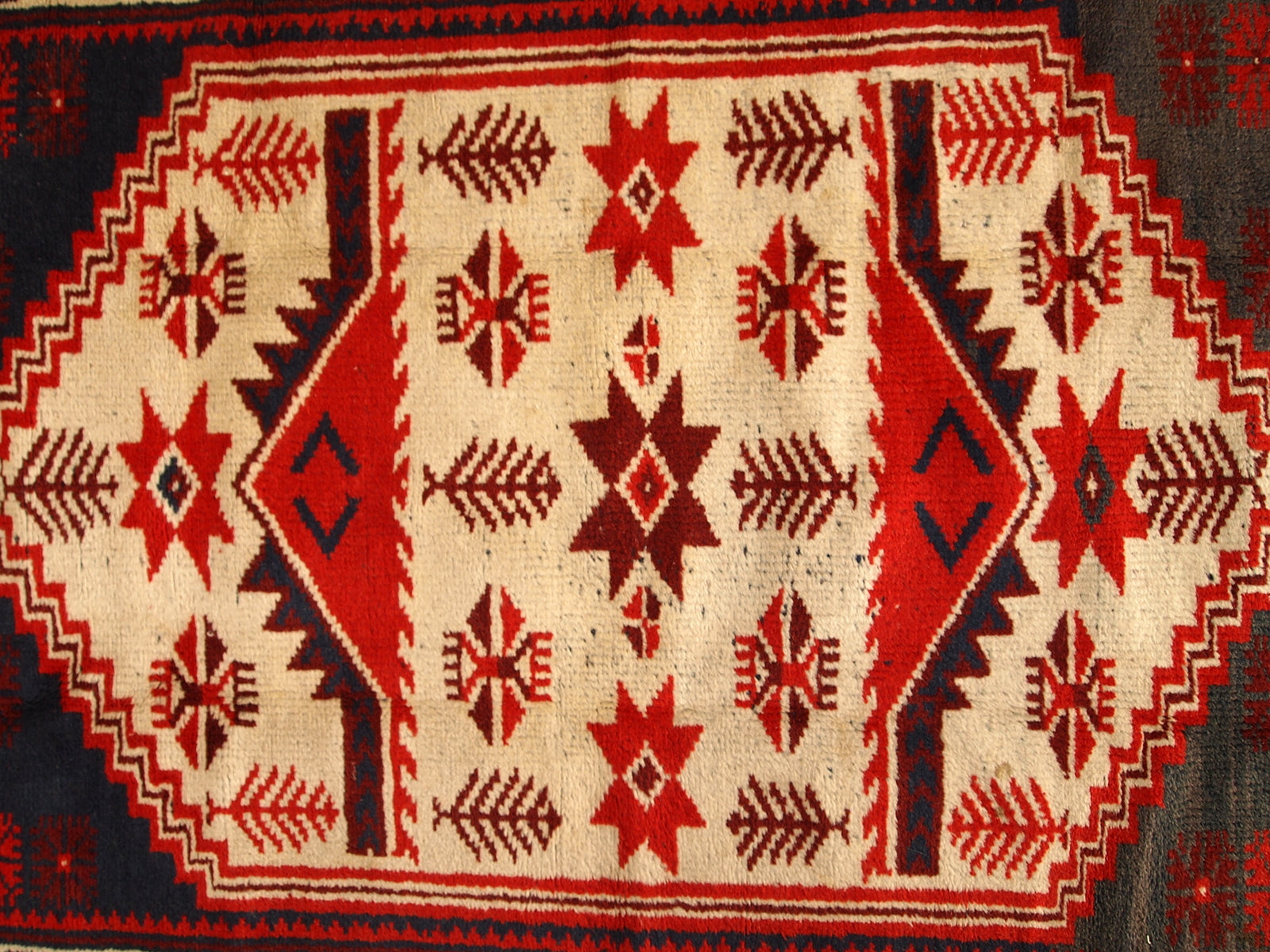 Handmade vintage Turkish Anatolian rug 2.8' x 4.7' (87cm x 145cm) 1970s - 1C325 - One Royal Art