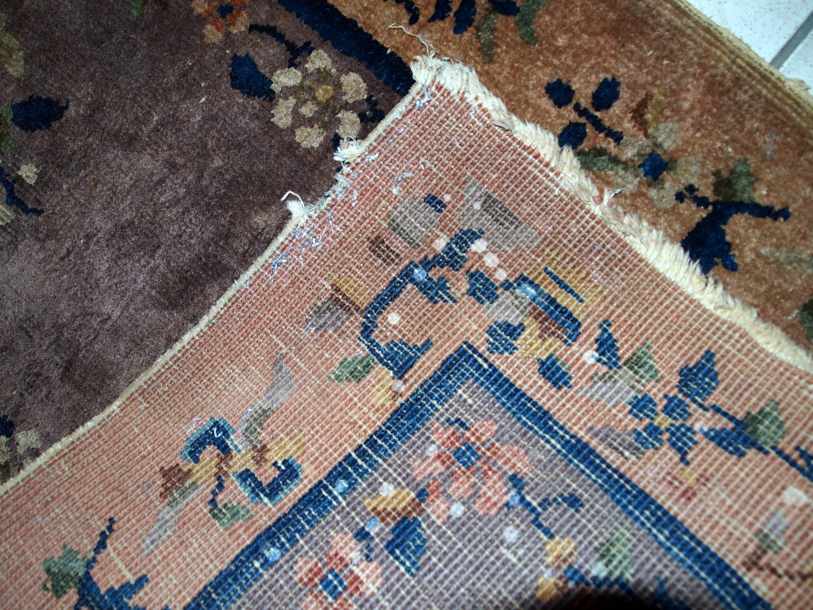Handmade antique Art Deco Chinese rug 2.2' x 3.7' (67cm x 114cm) 1920s - 1C354 - One Royal Art