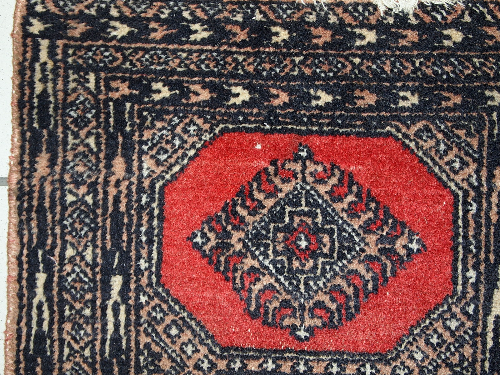 Handmade vintage Pakistani Lahore distressed rug 1.4' x 1.9' (45cm