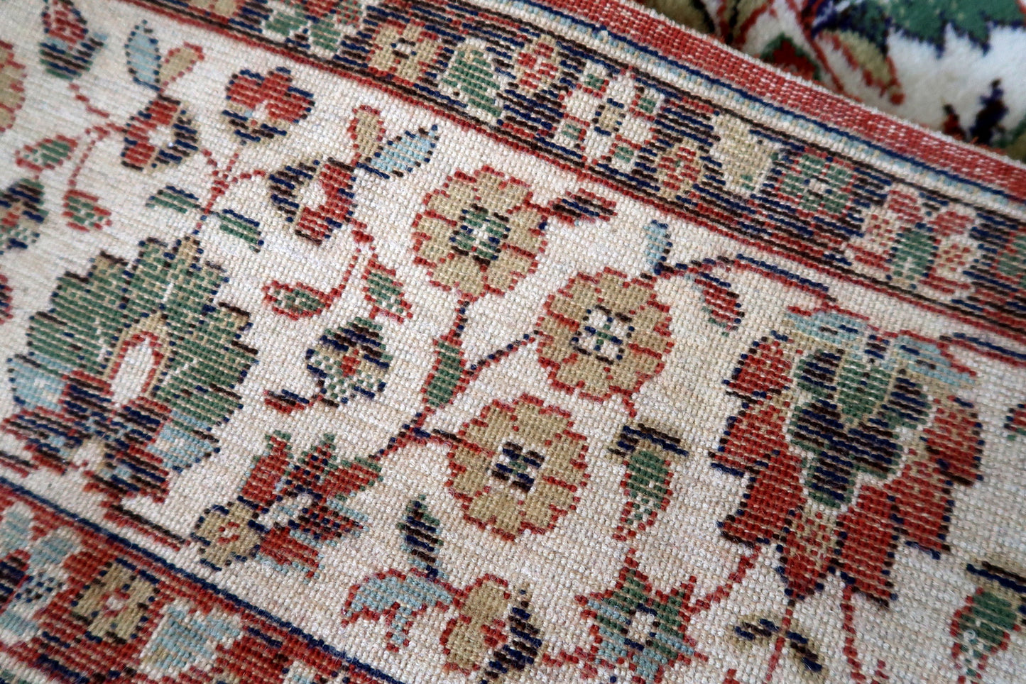Vintage Persian Qum style rug 8' x 11.5' (245cm x 352cm) 1970s - 1C927