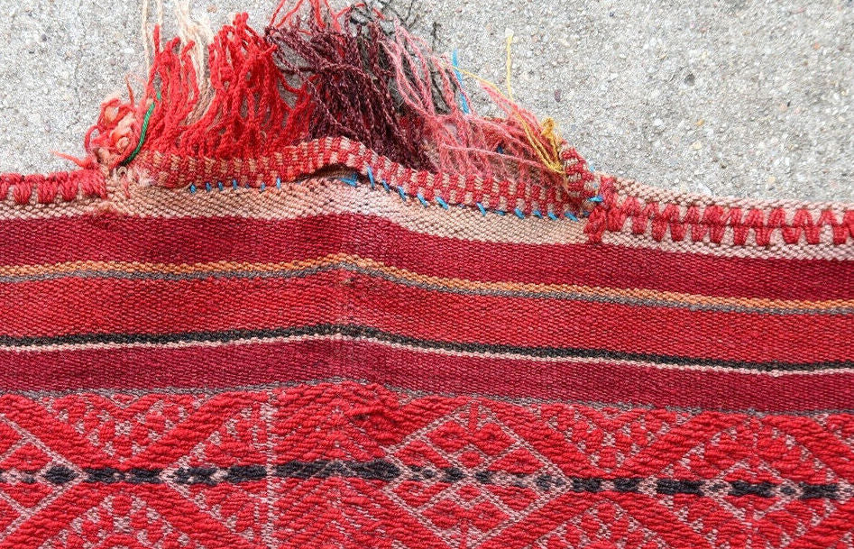 Handmade antique Peruvian poncho kilim 2' x 3.9' (64cm x 120cm) 1900s - 1P63